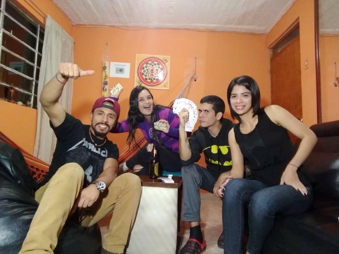 Okar Hostel - Bogota Airport Luaran gambar